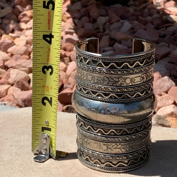 Large Wrist Cuff with Elephant 🐘 Print Made in India - Picture 6 of 6